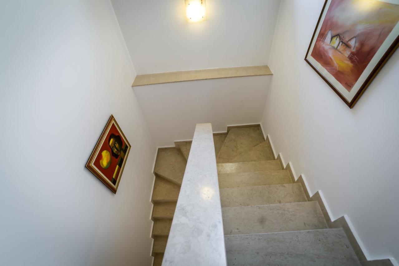 Helena Vip Villas And Suites Sunny Beach Exterior foto
